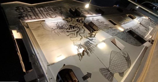 Dragon wall mural by Chris Chai at Amoy St and Cross St.