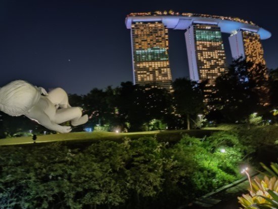 PLANET by Marc Quinn (UK) in 2008.