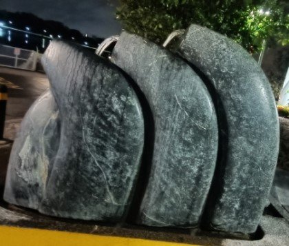 Gold Flow by Hana Muhr (Austria) in 2009.