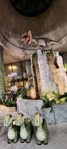 The Jurassic Nest Food Hall.