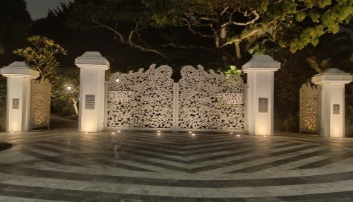 Exit at Tanglin Gate.