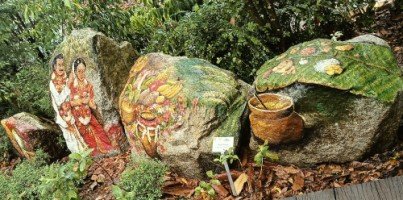 Ritual Mural by Yip Yew Chong at The Ethnobotany Garden.