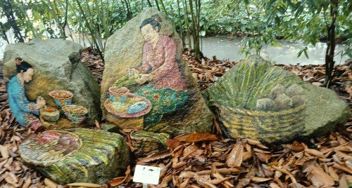 民族植物园内由叶耀宗创作的文化壁画。