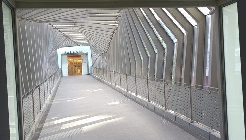 Paragon Mall Link Bridge ending at the Paragon side at Level 3 at 290 Orchard Rd.
