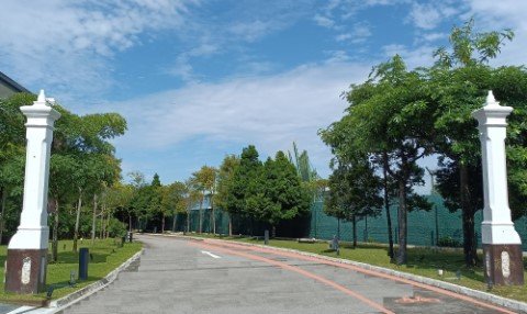 Victoria Dock Entrance Cast-Iron Gate Posts.