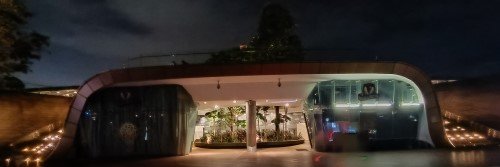 Washrooms at the Broadwalk.