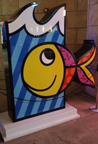 名胜世界站附近的鱼。