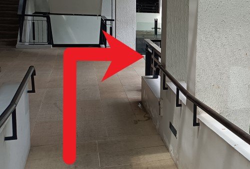 Turn right after coming down.