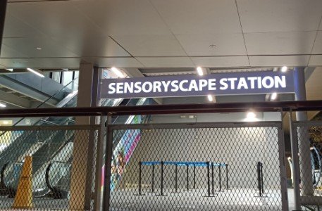 At the cable car Sentosa Line Sensoryscape Station, board the cable car to Imbiah Station.