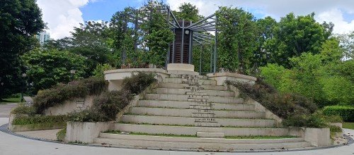 Tiong Bahru Park's Concentric Circle Platform.