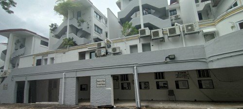Blk 78 Guan Chuan Street: the builtin Air Raid Shelter.